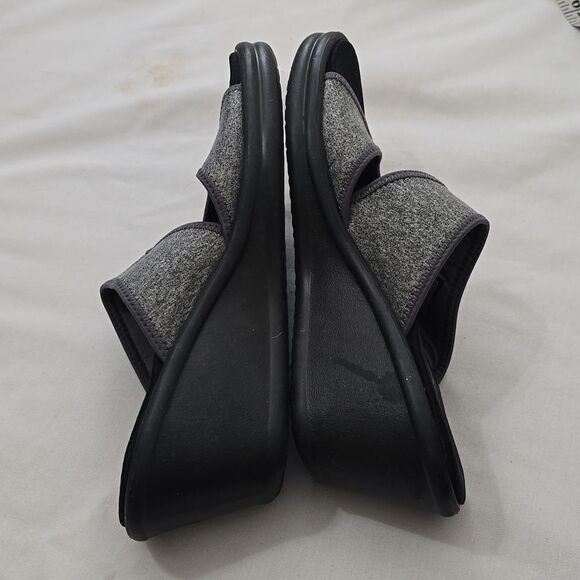 Skechers Memory Foam Wedge Sandals 9.5 - Picture 3 of 8